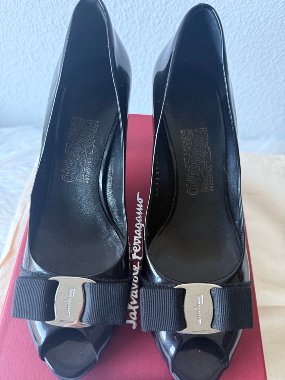 SOLD- NWOT Authentic Salvatore Ferragamo Black Patent Leather Bow Pumps